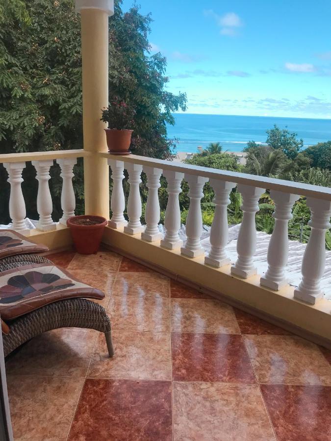 Seybreeze Villa アンス・ロワイヤル エクステリア 写真
